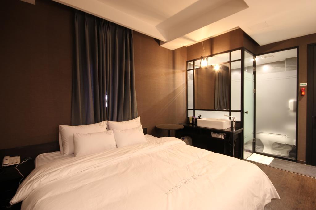 Hotel 38.5 Jinhae Changwon Zewnętrze zdjęcie