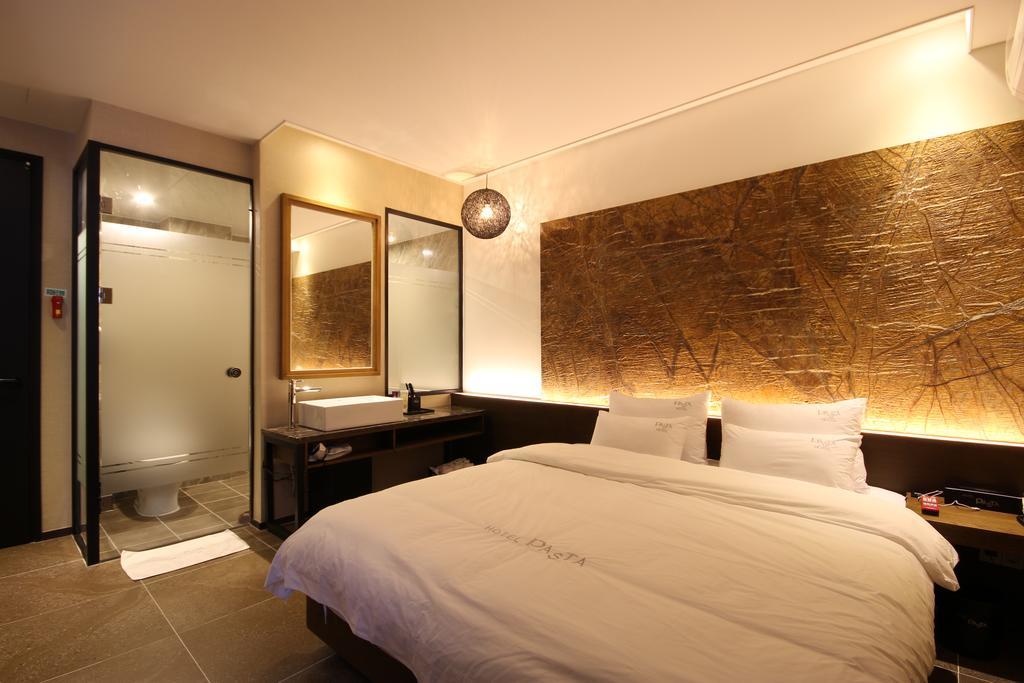 Hotel 38.5 Jinhae Changwon Zewnętrze zdjęcie
