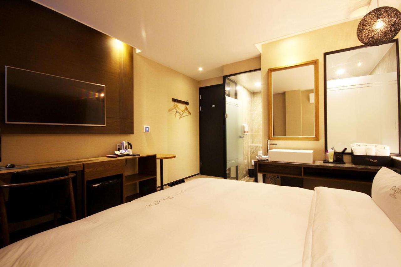 Hotel 38.5 Jinhae Changwon Zewnętrze zdjęcie