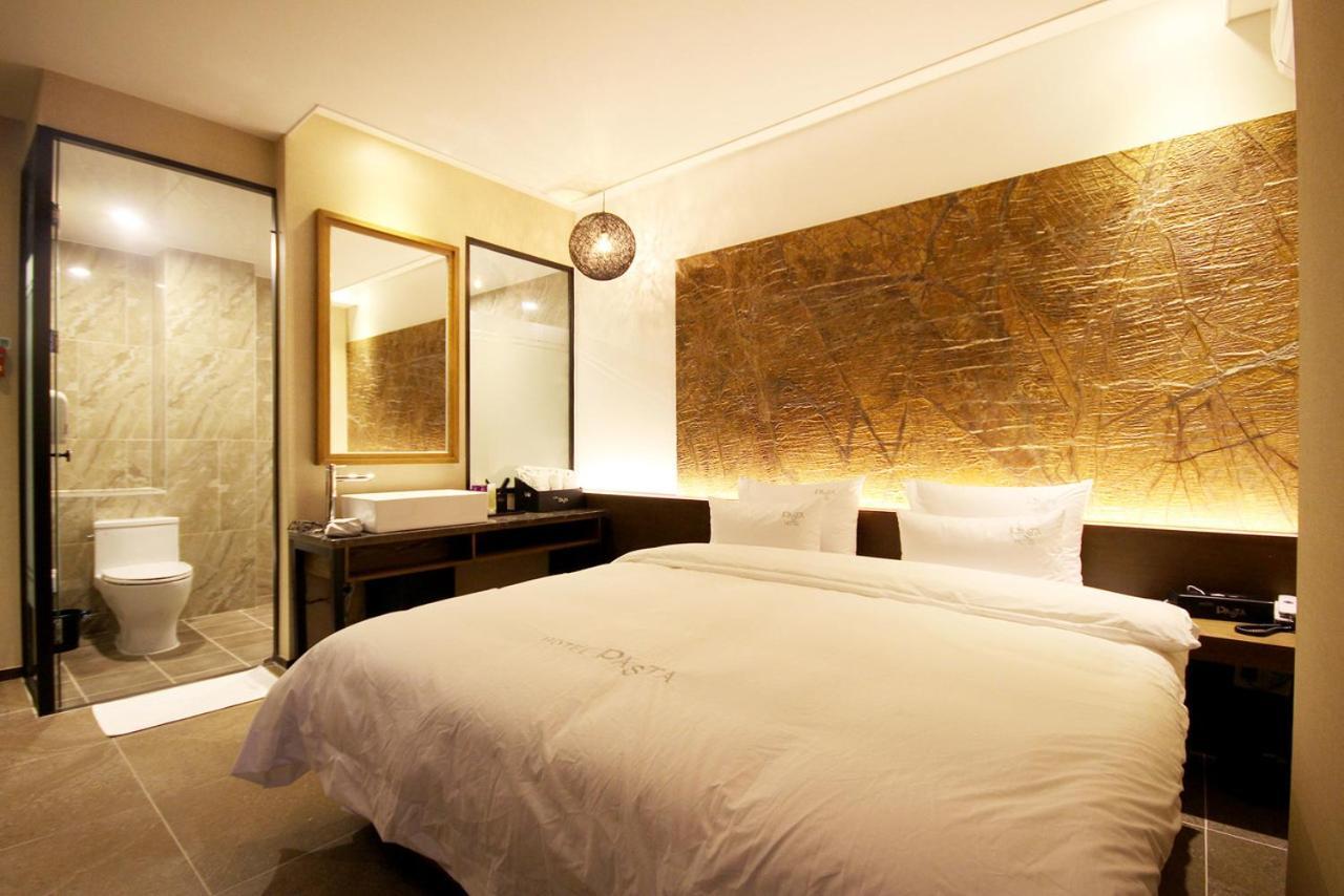 Hotel 38.5 Jinhae Changwon Zewnętrze zdjęcie